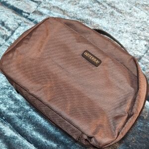 Doterra Grey And Black Textured Men's Toiletry Pouch